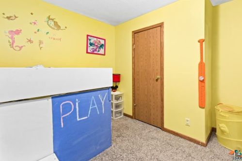 619 4 St, Duluth MN 55806-2409 exterior