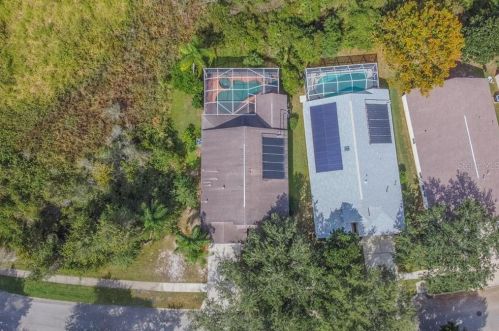 10118 Arbor Run Dr, Tampa FL 33647-2955 exterior