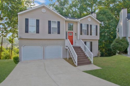 6486 Alford Cir, Lithonia GA  30058-3151 exterior