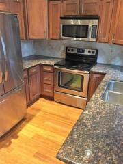 11852 Burnside St, Portland OR  97216-3732 exterior