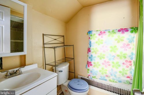 1308 Main St, Darby PA 19023-2619 exterior