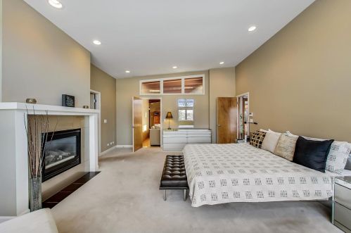 322 Kenmore Ave, Elmhurst IL 60126-3518 exterior