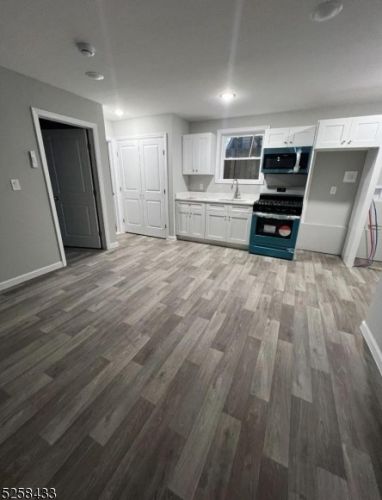 43 Cedar St, Paterson NJ  07501-3409 exterior