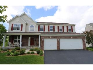 3096 Georgeanna Rd, Chaska, MN 55318-3230