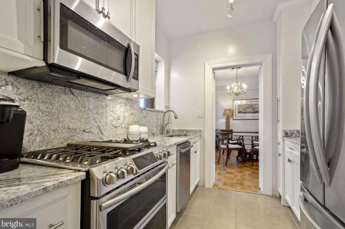 4000 Cathedral Ave, Washington DC 20008-1504 exterior