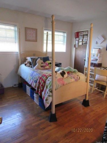 48 Connors Rd, Middletown NY 10941-1832 exterior