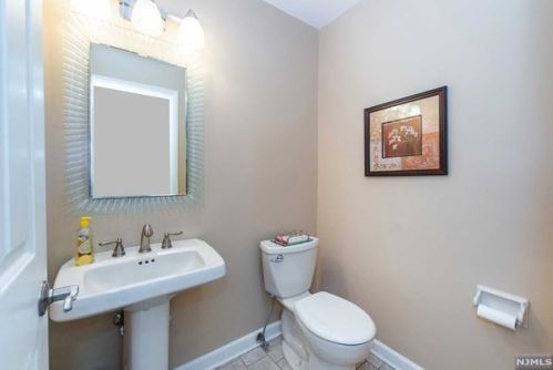 29 Cedarwood Ter, West Paterson NJ exterior