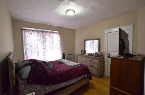 109 Heywood St, Worcester MA 01604-3944 exterior