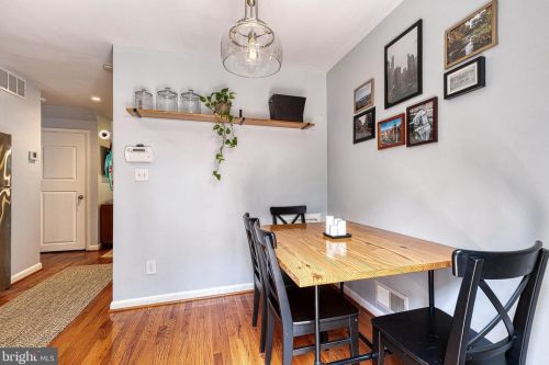 8205 Roanoke Ave, Silver Spring MD 20912-6208 exterior