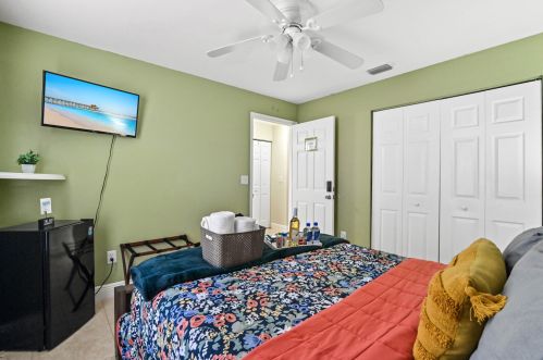 1226 7 St, Boynton Beach FL 33426-2921 exterior