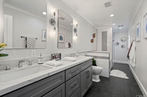 743 El Mirador Dr, Fullerton CA 92835-1820 exterior