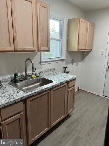 807 7 St, Chester PA 19013-6240 exterior