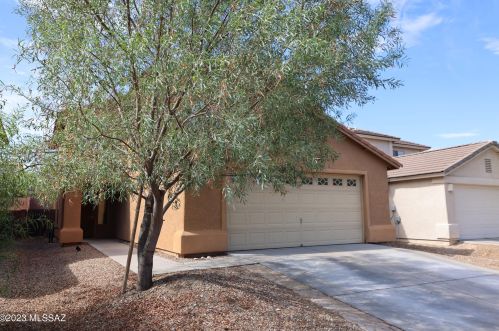 4006 Agate Knoll Dr, Tucson, AZ 85756-3046