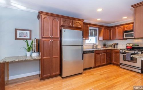 216 Zuber Pl, Maywood NJ  07607-1431 exterior