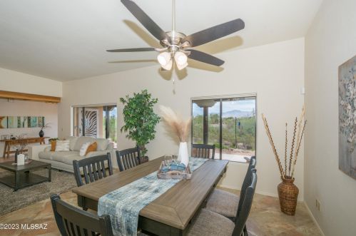 7015 Camino De Los Caballos, Tucson AZ 85743-9689 exterior