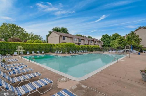 1749 Westwind Way, Mc Lean VA  22102-1612 exterior