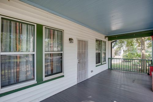 1872 Dunlap Ave, Atlanta GA  30344-4774 exterior