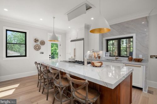 3306 Highland Pl, Washington DC  20008-3233 exterior