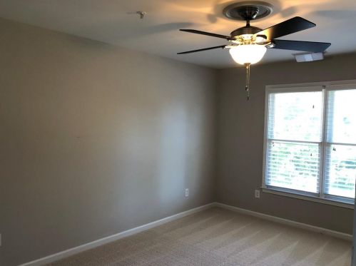 1194 Brookhaven Gln, Atlanta GA  30319-4707 exterior