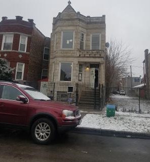 4113 Gladys Ave, Chicago IL 60624-3021 exterior