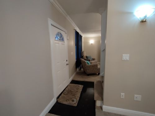 1013 Lakewood Ave, Pittsburgh PA  15220-5712 exterior