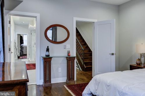 934 Ellsworth St, Philadelphia PA 19146-3010 exterior