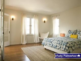 2415 Meadow Valley Ter, Los Angeles CA  90039-2527 exterior