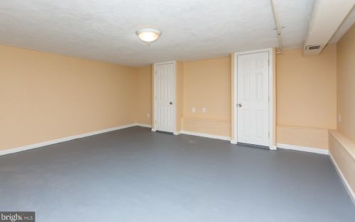 4032 Gideon Rd, Chester PA 19015-1906 exterior