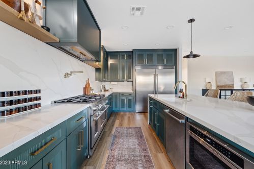 14 Blue Ridge Way, Chandler AZ  85248-5126 exterior