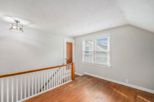 1247 Whiting St, Wyoming MI exterior