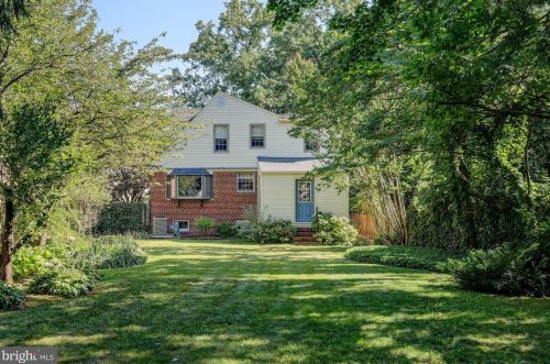 126 Homestead Ave, Tavistock NJ 08033-2732 exterior