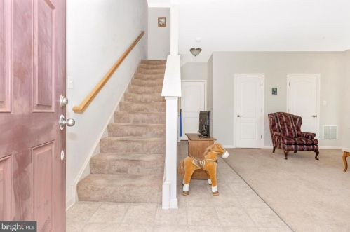 3507 Woodlake Dr, Silver Spring, MD 20904-4671