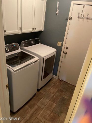 5633 42nd St, Phoenix AZ 85050-3377 exterior