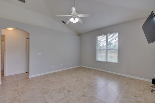5406 Emblem St, Fort Pierce FL 34983-1448 exterior