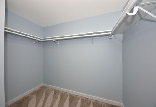 1908 Elmdale Ct, Milwaukee WI 53211-2342 exterior