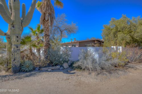 201 Irving Ave, Tucson AZ 85711-6239 exterior