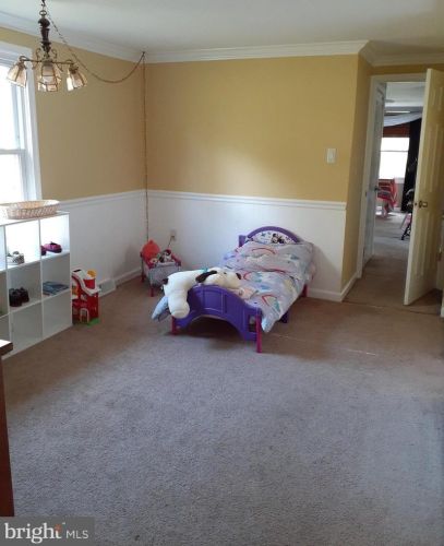 860 Pat Ln, Huntingtown MD exterior