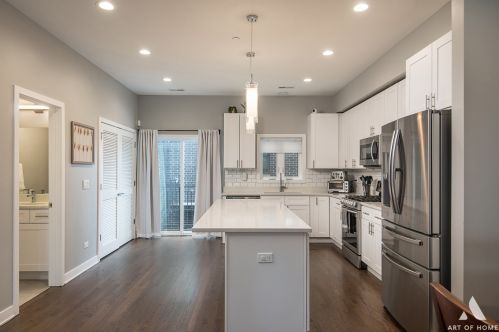 3848 Wolcott Ave, Chicago IL 60636-1636 exterior