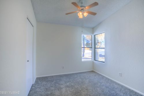 5125 Condor Dr, Tucson AZ 85742-9405 exterior