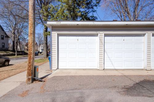 1664 Ashland Ave, Saint Paul MN  55104-6245 exterior