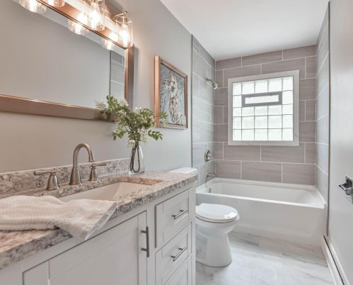 3741 85th St, Milwaukee WI  53222-2823 exterior