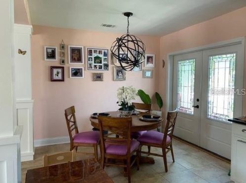 2801 Manhattan Ave, Tampa FL  33629-6626 exterior