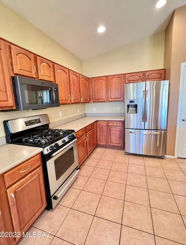 4051 Still Canyon Pass, Tucson AZ  85745-4166 exterior