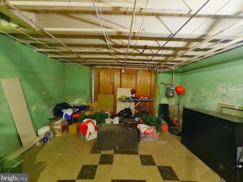 5833 3 St, Philadelphia PA 19120-1865 exterior