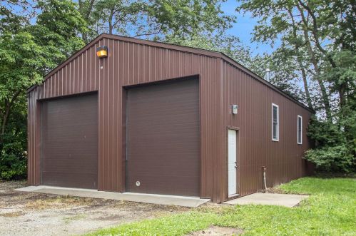 13568 Day Rd, Mishawaka IN 46545-4730 exterior