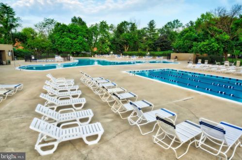 6524 10th St, Alexandria VA  22307-6501 exterior