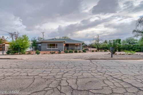 4446 Linden St, Tucson, AZ 85712-3243