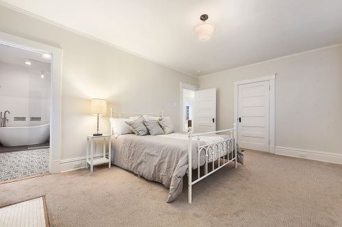 133 Dewey St, Pittsburgh PA  15218-1407 exterior