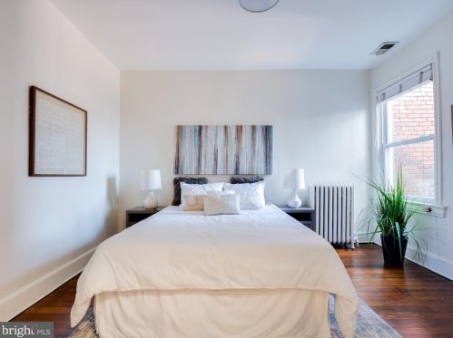 826 12 St, Washington DC 20002-4436 exterior