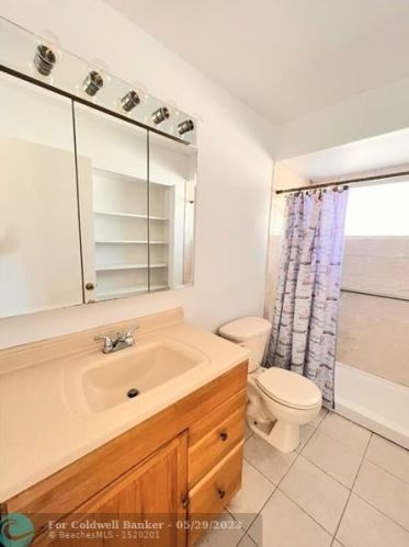 124 Lobster Rd, Fort Pierce FL  34983-1718 exterior